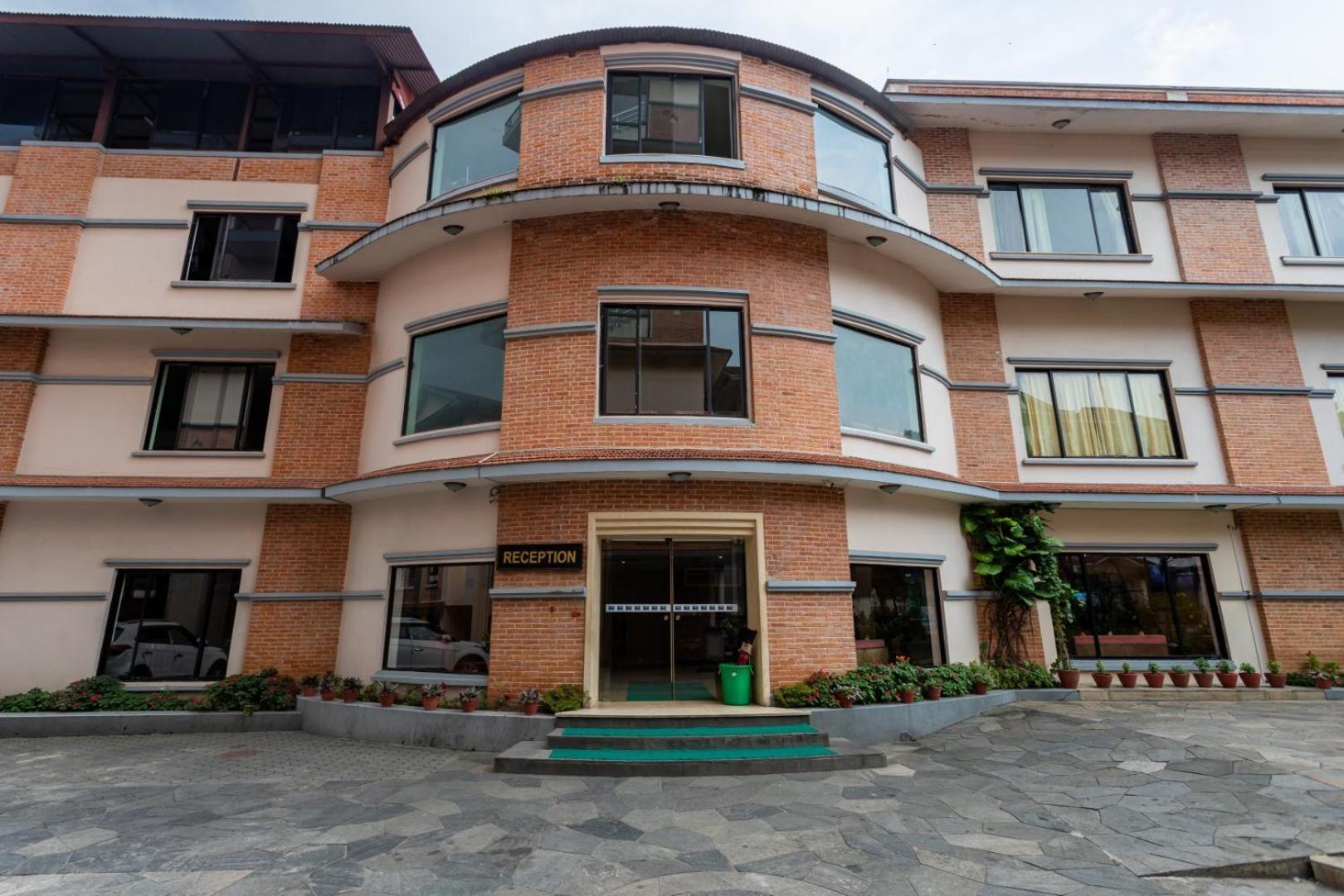 Mount Kailash Resort Pokhara Exterior photo